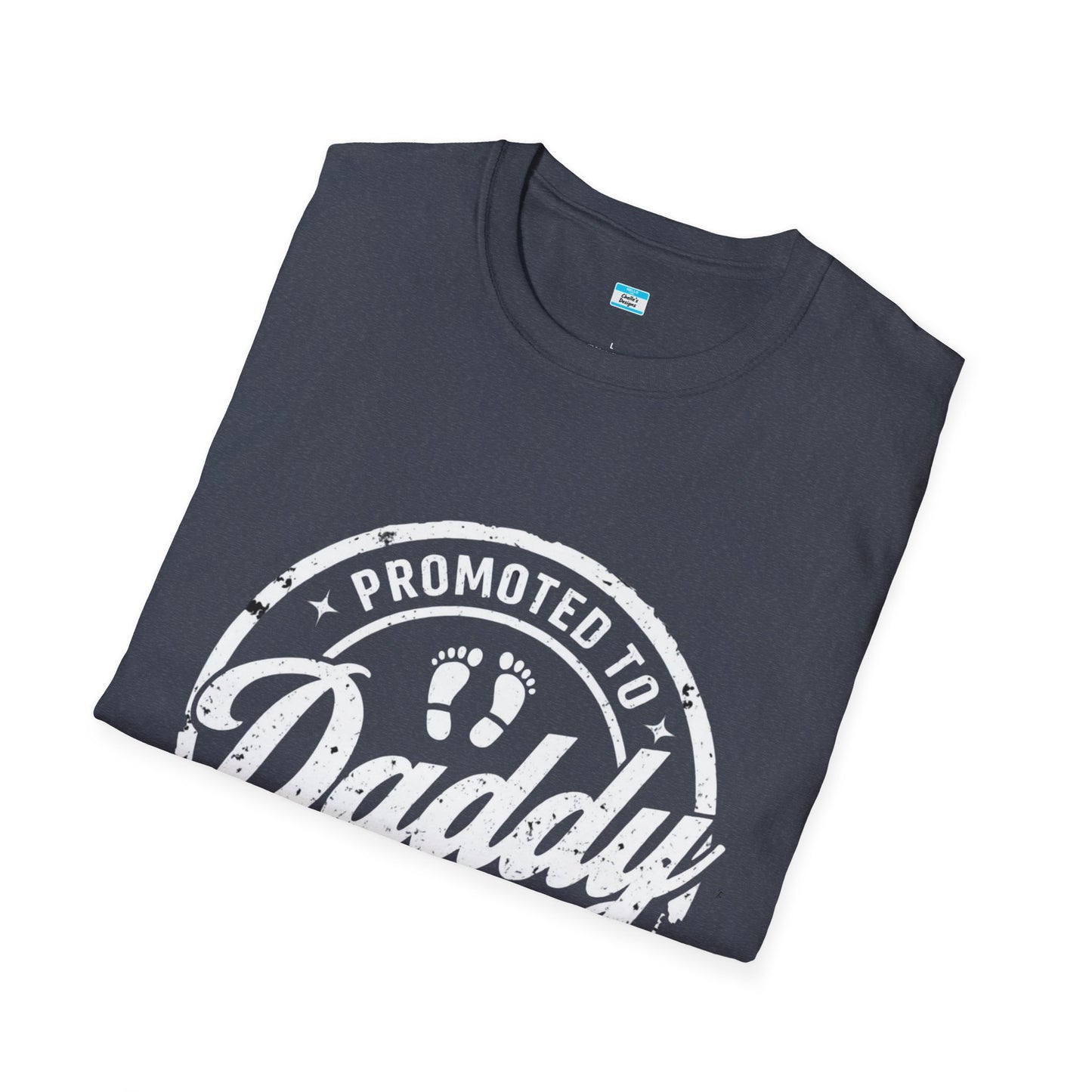 Promoted to Daddy Est. 2025 T-Shirt – New Dad Gift, First Father’s Day Tee, Best Dad Ever Shirt