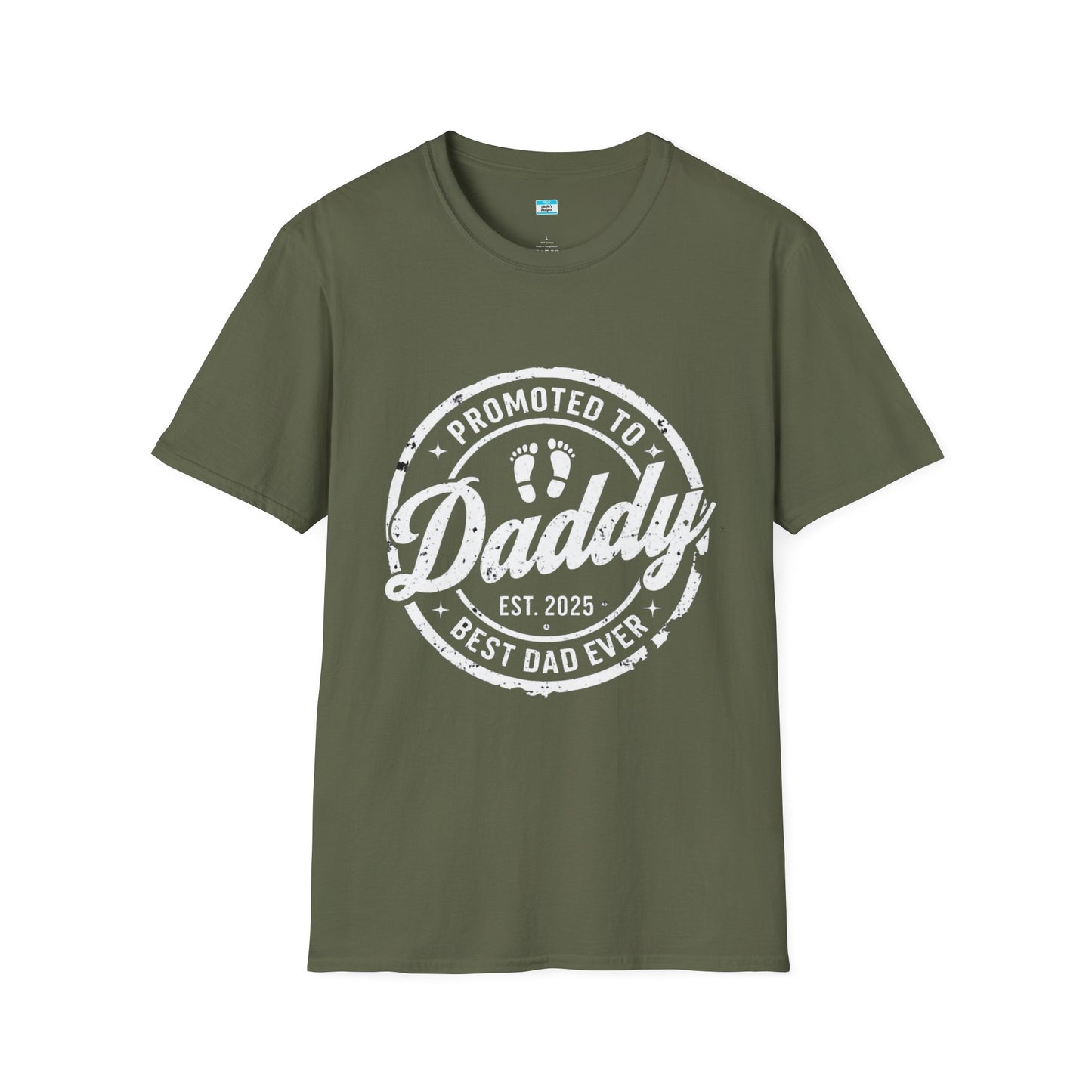 Promoted to Daddy Est. 2025 T-Shirt – New Dad Gift, First Father’s Day Tee, Best Dad Ever Shirt