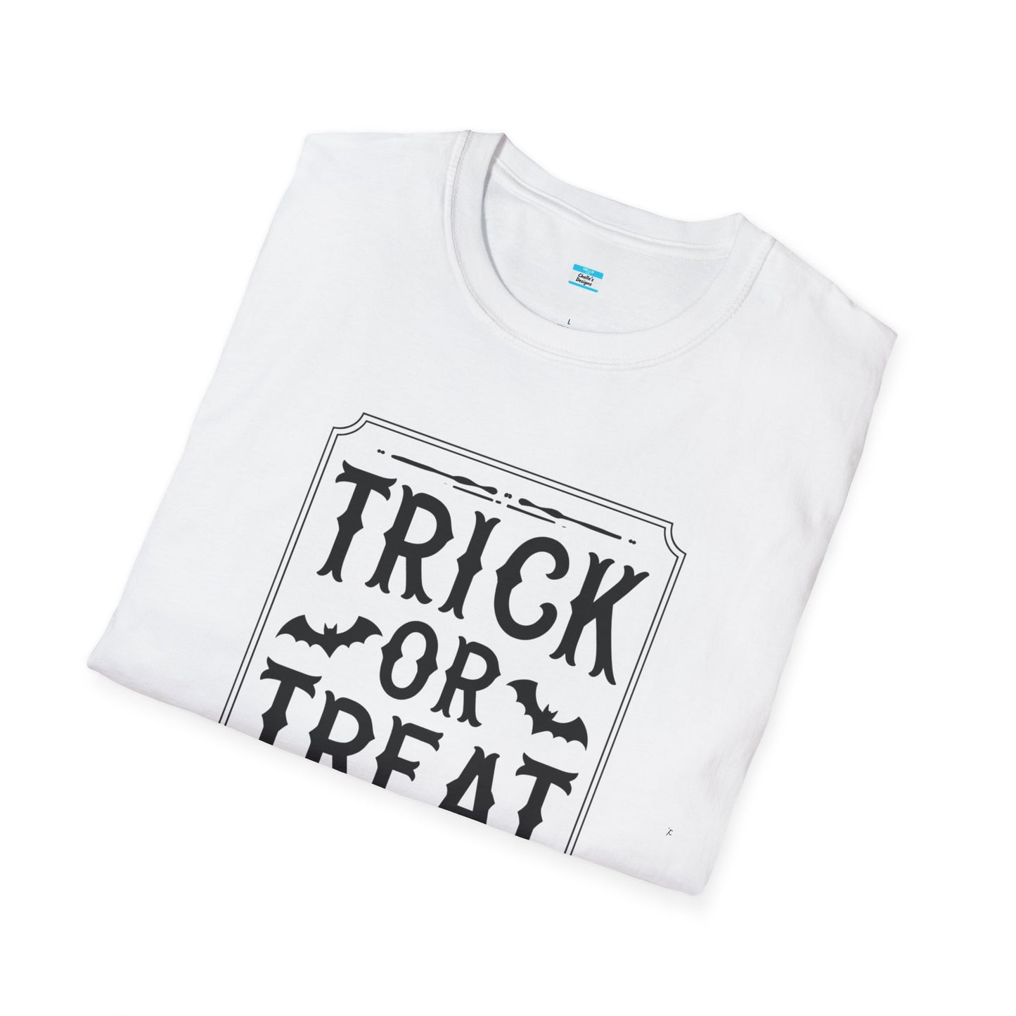 Funny Halloween “Trick or Treat Smell My Feet” T-Shirt – Spooky Season Graphic Tee