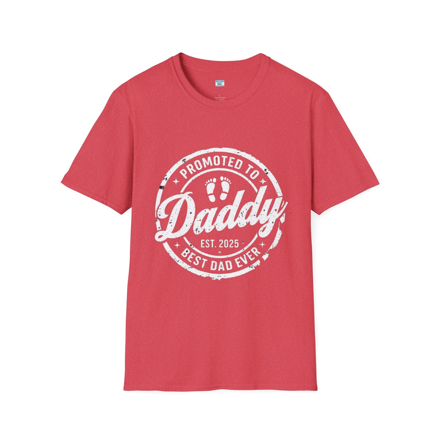 Promoted to Daddy Est. 2025 T-Shirt – New Dad Gift, First Father’s Day Tee, Best Dad Ever Shirt