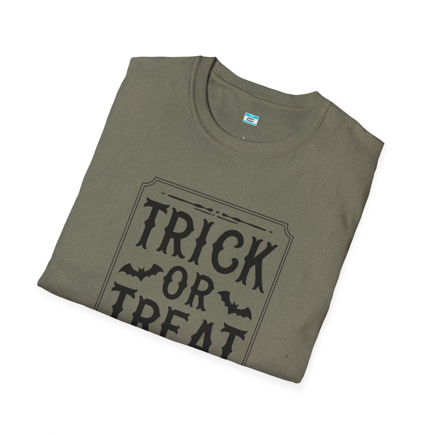 Funny Halloween “Trick or Treat Smell My Feet” T-Shirt – Spooky Season Graphic Tee