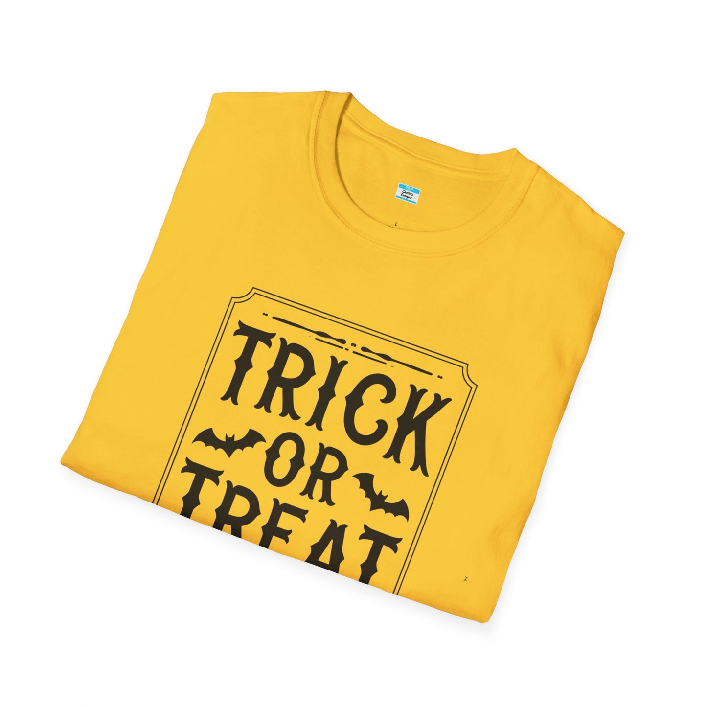Funny Halloween “Trick or Treat Smell My Feet” T-Shirt – Spooky Season Graphic Tee